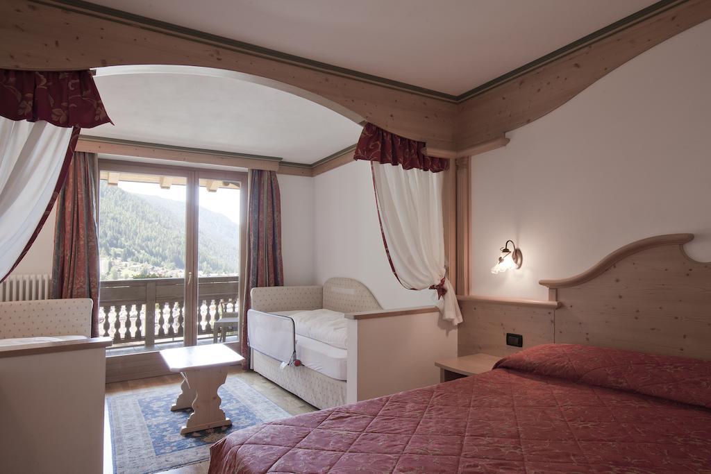 Resort Dolce Casa - Family & Spa Hotel Moena Quarto foto